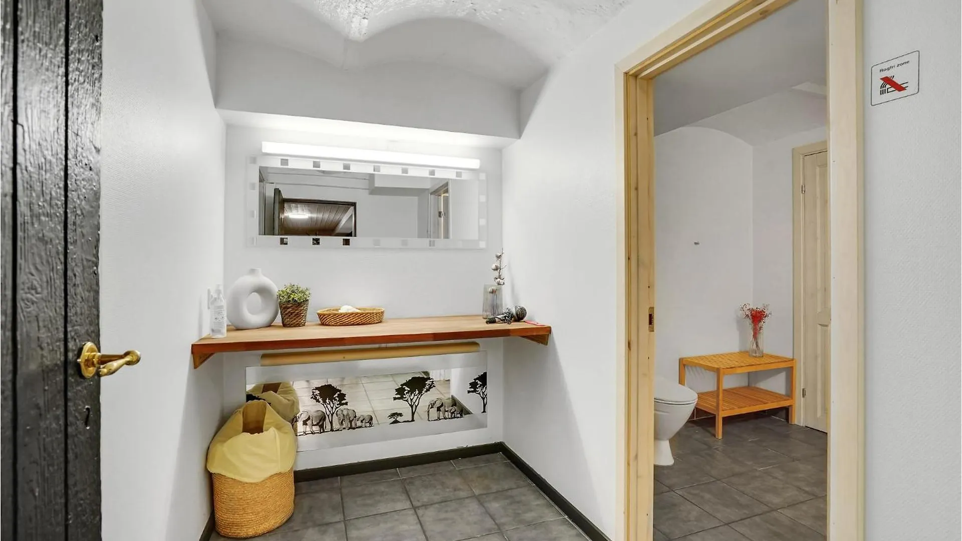 1 Bedroom Pet Friendly Apartment In Esbjerg V