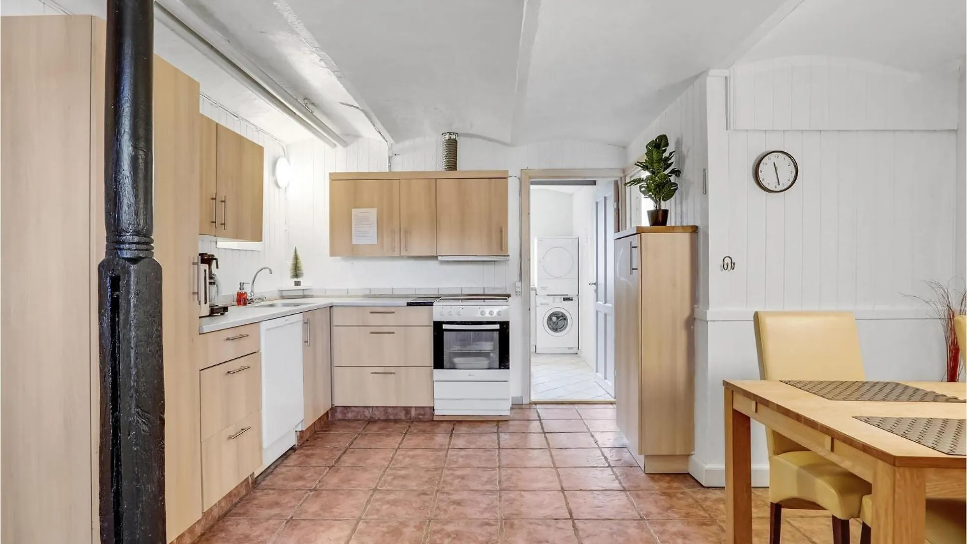 1 Bedroom Pet Friendly Apartment In Esbjerg V
